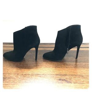 Vince camuto suede leather booties 8.5